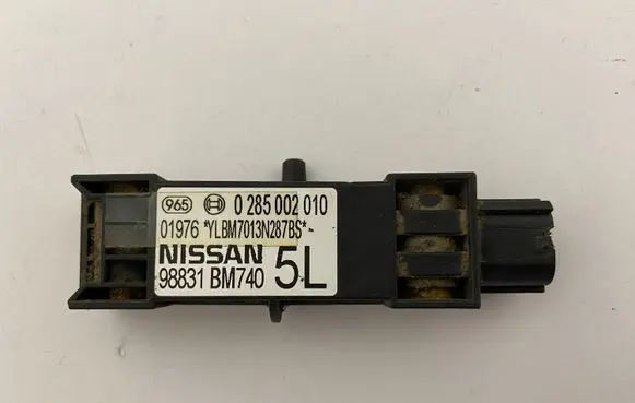 Nissan Almera N16 Airbag deployment crash/impact sensor 98831BM740 0285002010