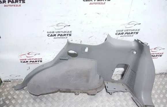 Trunk/boot side trim panel