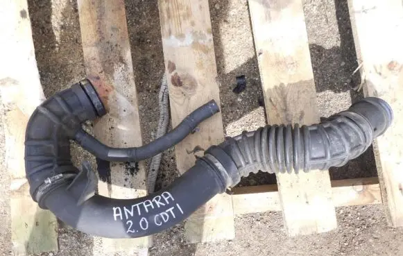 Opel Antara Air intake hose/pipe