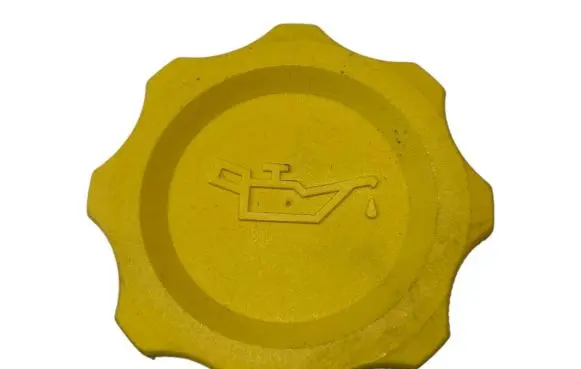 Land Rover Defender Oil filler cap ERR5041