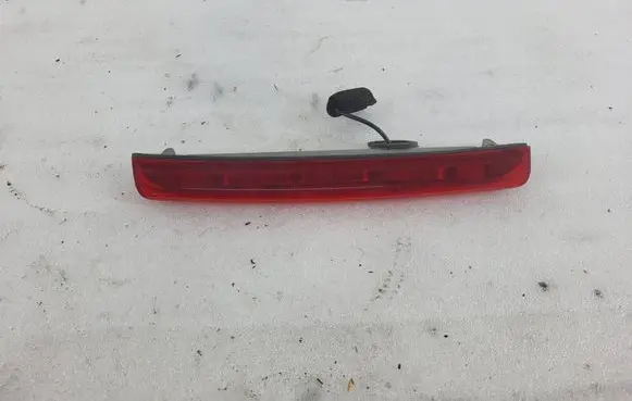 Toyota Avensis T250 Third/center stoplight 135V162W