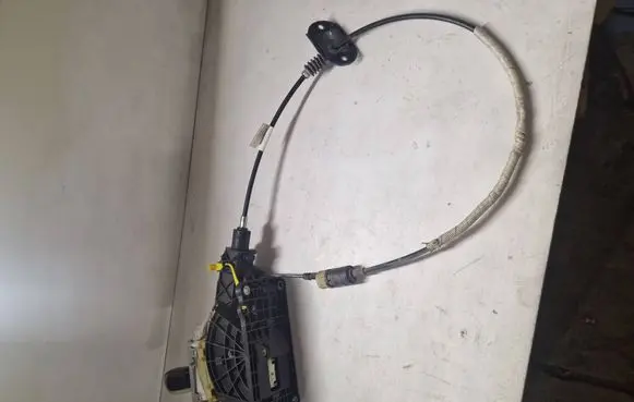 Volvo V70 Gear selector P30787547