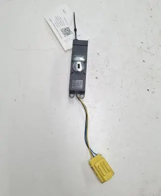 Volkswagen Touareg I Passenger airbag on/off switch 7L6919211