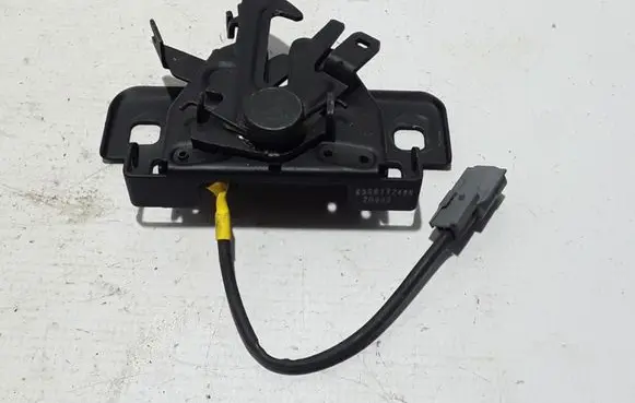 Renault Zoe Engine bonnet (hood) release handle 656017749R