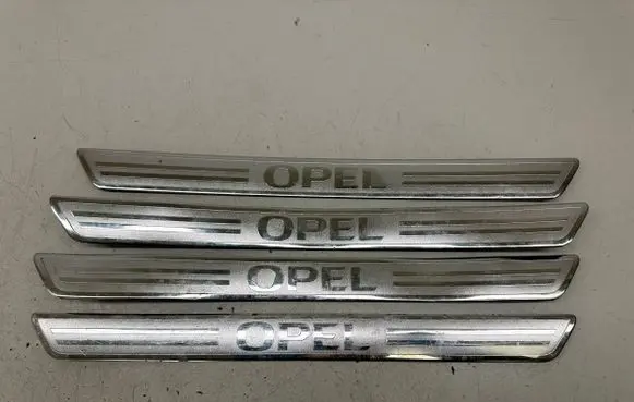 Opel Meriva B sill trim set (inner) 