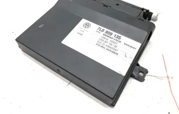 Volkswagen Touareg I Other control units/modules 7L0909135