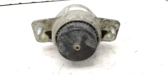 Jaguar XE Engine mount bracket