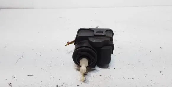 Audi A3 S3 8P Headlight level adjustment motor 8L0941295