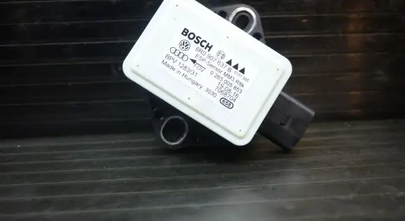 Audi Q5 SQ5 ESP acceleration yaw rate sensor 8R0907637B