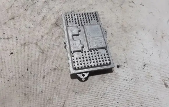 Volvo S90, V90 Xenon control unit/module L90005488