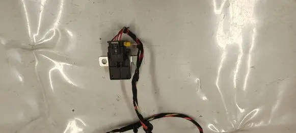 Mercedes-Benz A W177 Battery relay fuse A0009827425