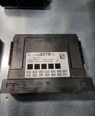 Opel Insignia A Other control units/modules 13586278