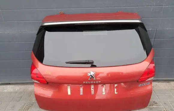 Peugeot 2008 I Tailgate/trunk/boot lid 9802961780