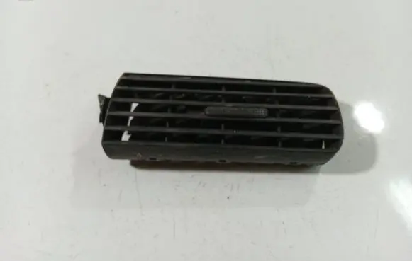 Honda Civic Dash center air vent grill