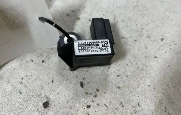 Peugeot 407 Airbag deployment crash/impact sensor 9636982680 550903000 C5261106058