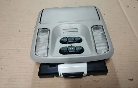 Chrysler Pacifica Front seat light