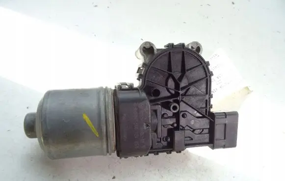 Peugeot 207 Wiper motor 0390241540