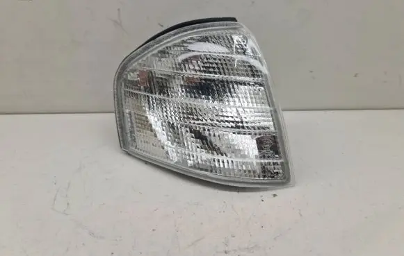 Mercedes-Benz C W202 Front indicator light 183357B