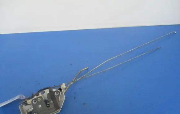 Opel Agila A Rear door lock
