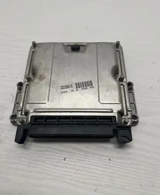 Peugeot 406 Engine control unit/module 9635158180 0281010252