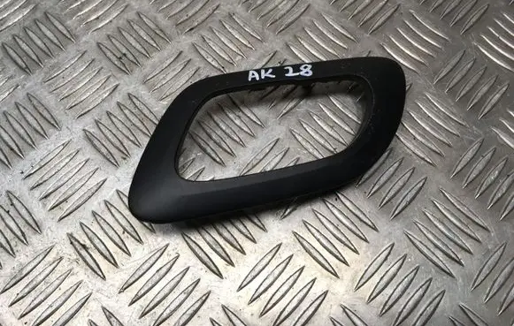 Peugeot 5008 Rear door handle cover 9832518180