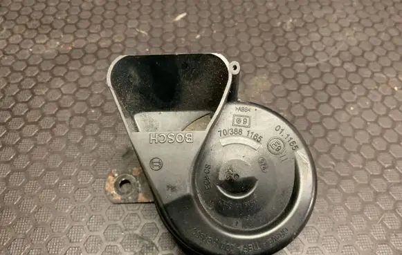 Mercedes-Benz C W203 Horn signal 703881165 011165