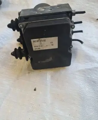 Audi A4 S4 B8 8K ABS Pump 8K0907379AQ 8044L0558