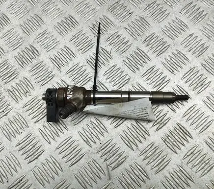 Volkswagen Golf VII Fuel injector 04L130277AE 0445110471