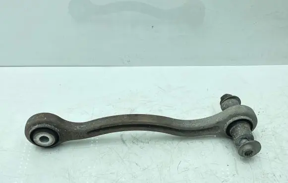 Rear control arm