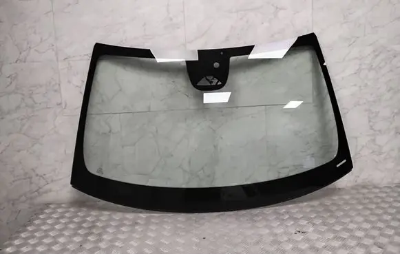 Polestar 2 Front windscreen/windshield window 31688222