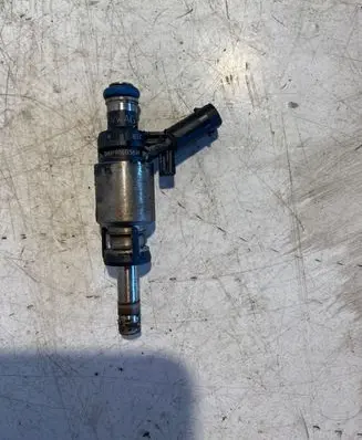 Audi A4 S4 B8 8K Fuel injector 06H906036H