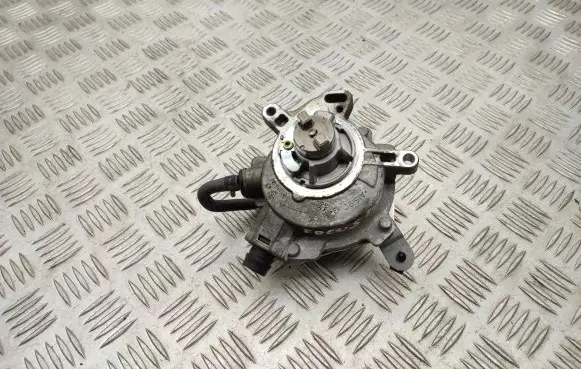 Ford Focus Vacuum pump CM5G2A451GB CM5G9F490BA