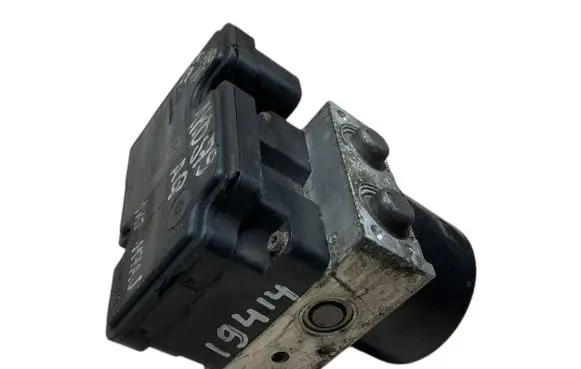 Skoda Octavia Mk2 (1Z) ABS Pump 1K0614117AJ 1K0907379AQ