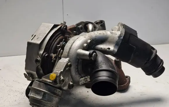 Volkswagen Polo V 6R Turbo 03P253019B GTC1238VZ 6910682