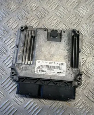 Opel Insignia A Engine control unit/module 55577619