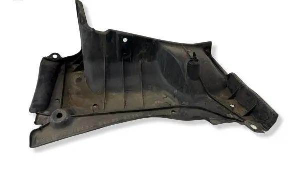 Toyota bZ4X Front underbody cover/under tray 5816542060