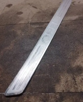 Opel Astra J Front sill trim cover 13267113