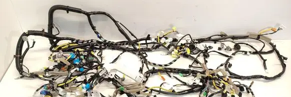 Suzuki SX4 S-Cross Front door wiring loom/harness boot 36620-64T00