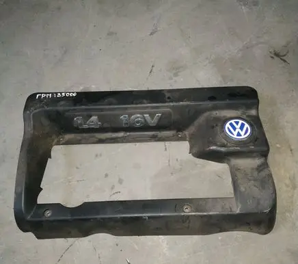 Volkswagen Golf IV Engine cover (trim) 036103925