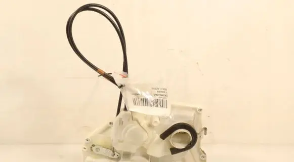 Suzuki SX4 Front door lock 8220179J40