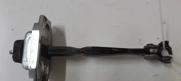 Toyota Prius (XW30) Front door check strap stopper