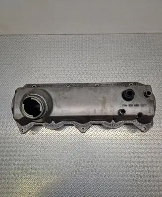 Volkswagen Golf IV Rocker cam cover 038103469
