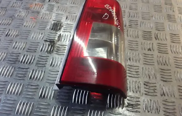 Citroen Berlingo Rear/tail lights 9657976980