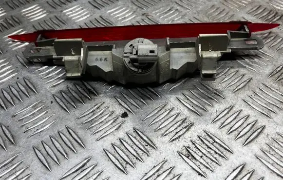 Mazda 6 Third/center stoplight 28661979