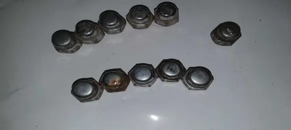 Nissan X-Trail T30 Nuts/bolts NOCODE