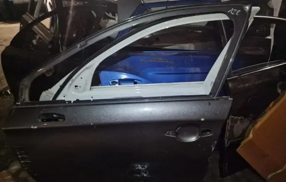 Citroen C4 II Front door