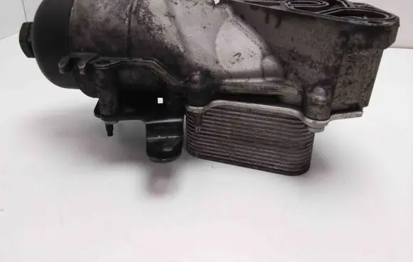 Engine oil radiator