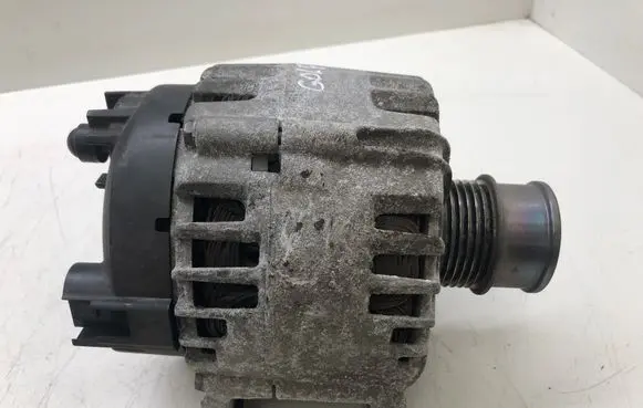 Volkswagen Golf VII Generator/alternator 04C903023K 214295432