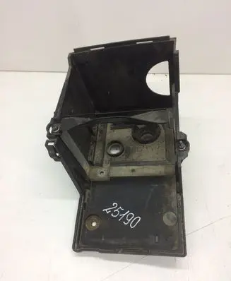 Ford Focus Battery tray 30746170