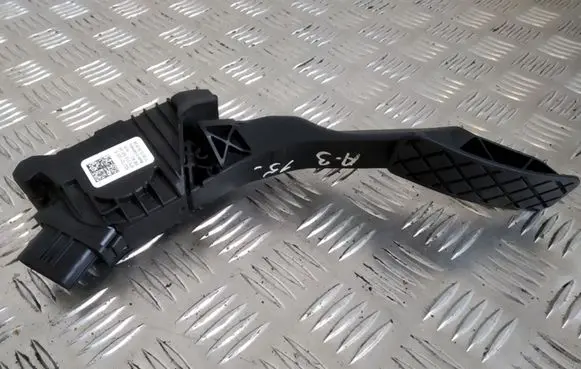 Audi A3 S3 8V Accelerator throttle pedal 5Q2721503D